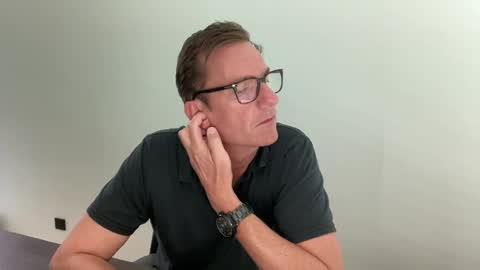 realstuff_ online show from 19, 6, 2026