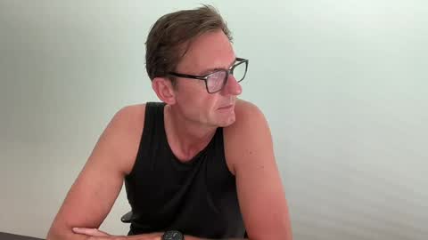 realstuff_ online show from 3, 8, 2026