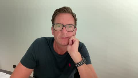 realstuff_ online show from 4, 8, 2026