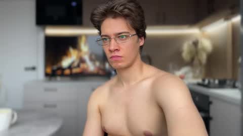 AliceEve online show from 3, 3, 2025