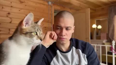 AliceEve online show from 4, 3, 2026