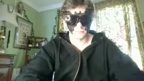 realzademeadows online show from 20, 4, 2026
