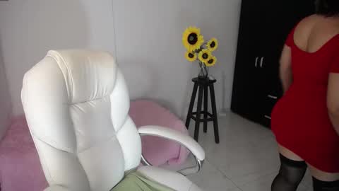 REBECA online show from 19, 2, 2025