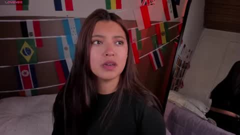 Snapshot of rebeca_williams_ chatting on 8, 7, 2026 Rebeca Williams online show from 8, 7, 2026