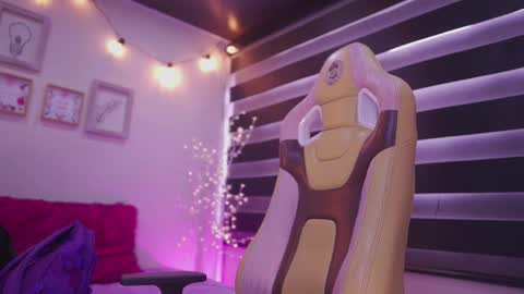 Rebeca  online show from 24, 11, 2025