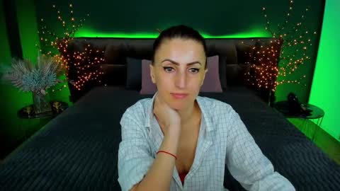 rebecca_diamonds online show from 29, 1, 2025