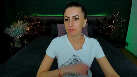 rebecca_diamonds online show from 27, 2, 2025