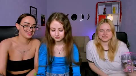 rebecca_smile_ online show from 20, 5, 2026