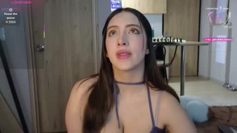 Snapshot of rebeccawhite_meow chatting on 26, 10, 2025 rebeccawhite_meow online show from 26, 10, 2025