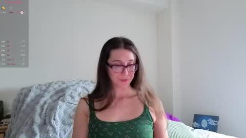 Snapshot of rebekahrayne_ chatting on 22, 6, 2026 Beks online show from 22, 6, 2026