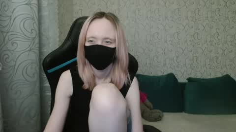 Snapshot of rebesaolset chatting on 17, 12, 2024 RebesaOlset online show from 17, 12, 2024