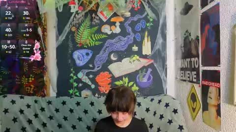 Snapshot of reborn_elf chatting on 17, 11, 2025 Lara online show from 17, 11, 2025