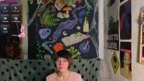 Snapshot of reborn_elf chatting on 24, 11, 2025 Lara online show from 24, 11, 2025