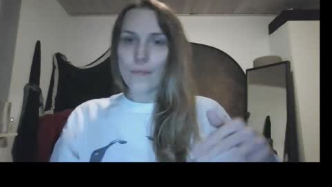 Snapshot of rebornrao chatting on 1, 11, 2025 Keely KeKe Kiwi online show from 1, 11, 2025