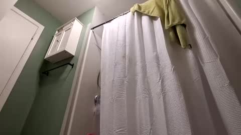 Snapshot of recka810 chatting on 24, 10, 2025 recka810 online show from 24, 10, 2025