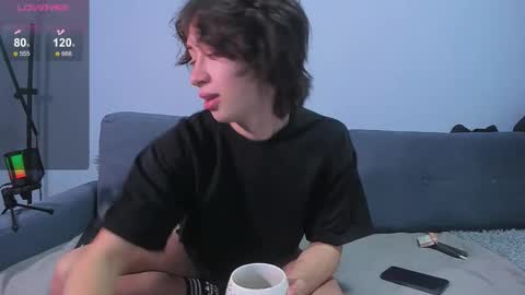 Snapshot of recklessalan chatting on 19, 11, 2025 Alan online show from 19, 11, 2025