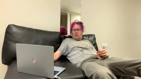 Snapshot of recordplayerer chatting on 13, 9, 2025 Musical Genius online show from 13, 9, 2025