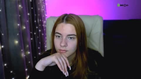 Snapshot of red__dizzy chatting on 8, 11, 2025 red__dizzy online show from 8, 11, 2025