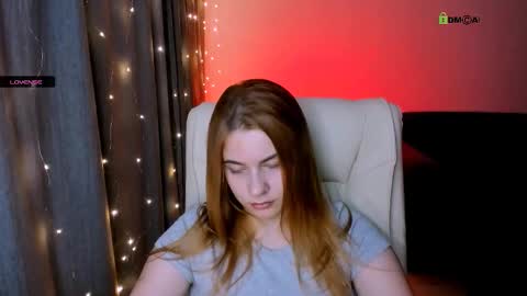 Snapshot of red__dizzy chatting on 11, 11, 2025 red__dizzy online show from 11, 11, 2025