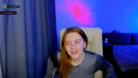 Snapshot of red__dizzy chatting on 29, 11, 2025 red__dizzy online show from 29, 11, 2025