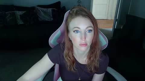 Snapshot of red_firesquirt chatting on 3, 5, 2026 Red - online show from 3, 5, 2026