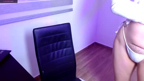 IG   OF red moonn online show from 14, 12, 2024