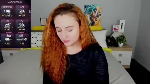 Lessy Fox online show from 22, 2, 2025