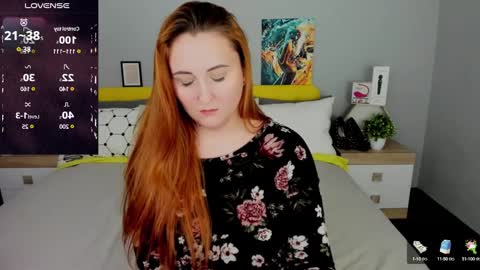 Lessy Fox online show from 24, 2, 2025