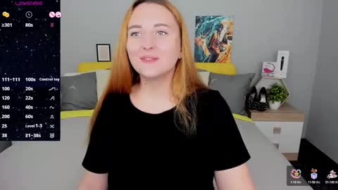 Lessy Fox online show from 8, 9, 2025