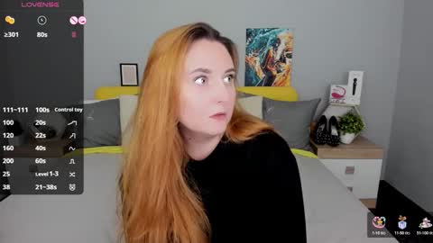 Lessy Fox online show from 5, 10, 2025