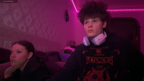 red tropi online show from 7, 1, 2026