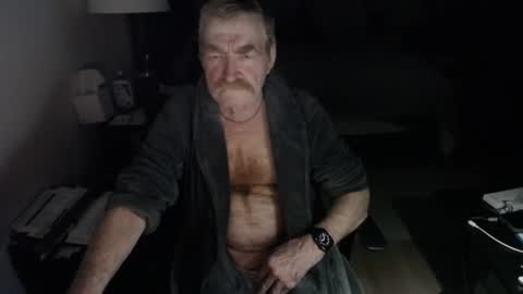 Snapshot of redbare12007 chatting on 15, 7, 2026 Red online show from 15, 7, 2026