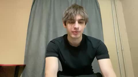 Snapshot of redbullshine chatting on 12, 1, 2026 redbullshine online show from 12, 1, 2026