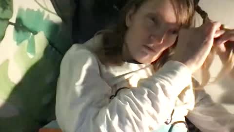 Snapshot of redfoxofficial chatting on 24, 11, 2025 Redfox online show from 24, 11, 2025