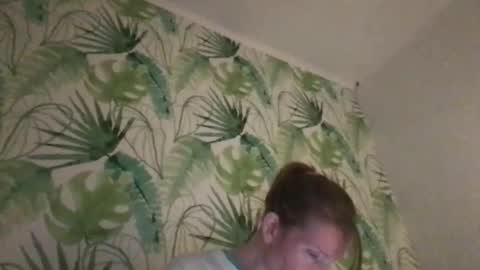 Snapshot of redfoxofficial chatting on 30, 11, 2025 Redfox online show from 30, 11, 2025