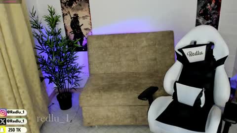 Lu Independiet model online show from 23, 1, 2025