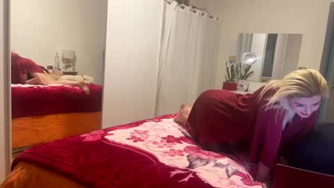 redridinghood96 online show from 22, 12, 2025