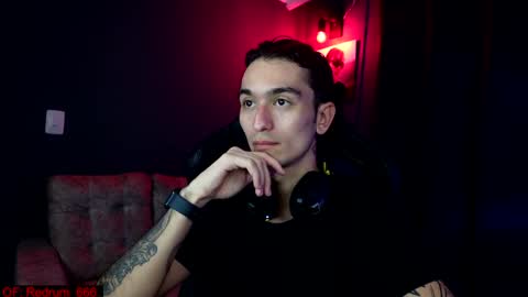 Snapshot of redrum_696 chatting on 6, 12, 2024 Red online show from 6, 12, 2024