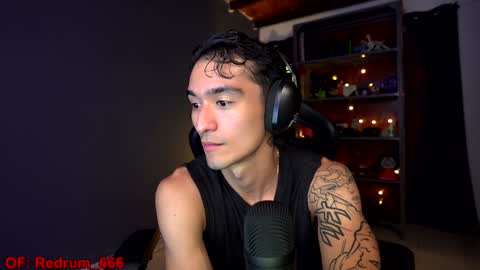 Snapshot of redrum_696 chatting on 6, 1, 2025 Red online show from 6, 1, 2025