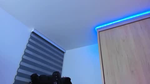 Snapshot of redski77 chatting on 9, 1, 2025 redski77 online show from 9, 1, 2025