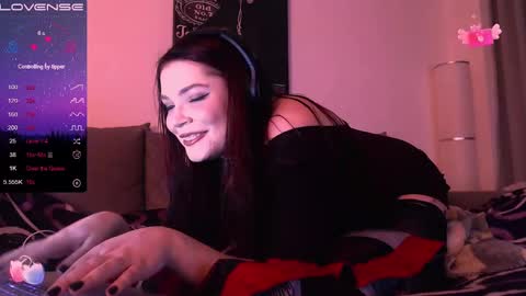 Snapshot of redyari chatting on 1, 2, 2025 Red online show from 1, 2, 2025