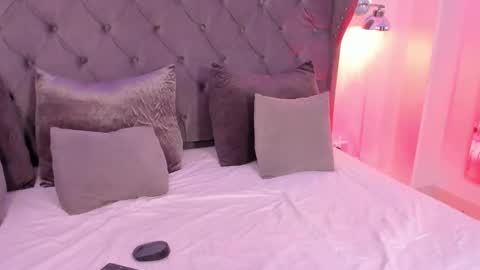 Regina  online show from 22, 2, 2026