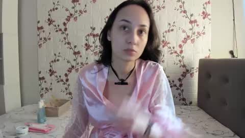 Snapshot of reginamoon12 chatting on 24, 2, 2025 Alisa online show from 24, 2, 2025