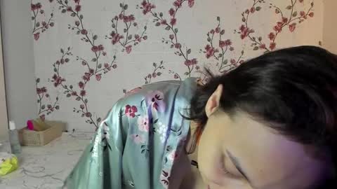 Snapshot of reginamoon12 chatting on 26, 10, 2025 Alisa online show from 26, 10, 2025