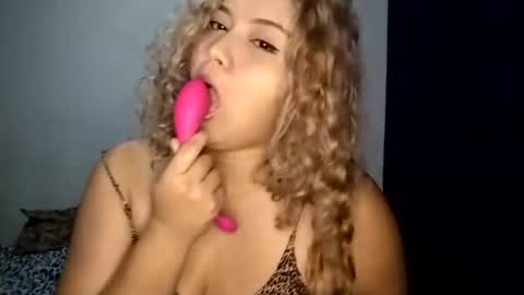 Tania Nixx online show from 12, 2, 2025