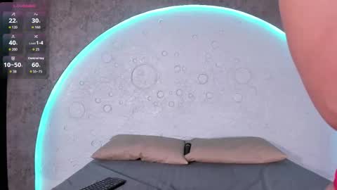 Snapshot of reiinachloe chatting on 11, 10, 2025 reiinachloe online show from 11, 10, 2025