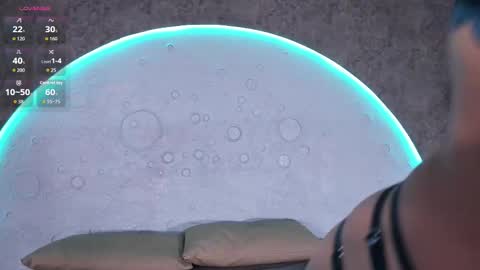 Snapshot of reiinachloe chatting on 17, 10, 2025 reiinachloe online show from 17, 10, 2025