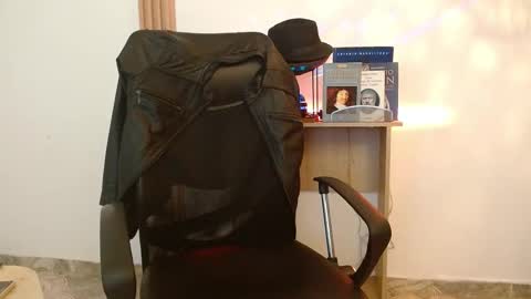   REIKO  online show from 17, 11, 2025