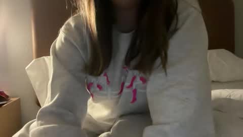 Snapshot of reinaboytoy chatting on 24, 3, 2026 reinaboytoy online show from 24, 3, 2026
