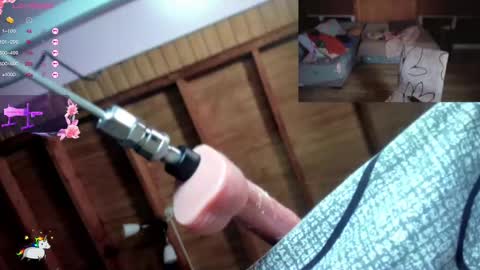 Reinacatchile online show from 27, 10, 2025